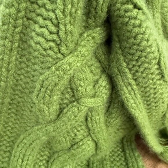 Banana Republic thick Aran cable knit pull-through Cashmere scarf green NWT - Picture 8 of 13